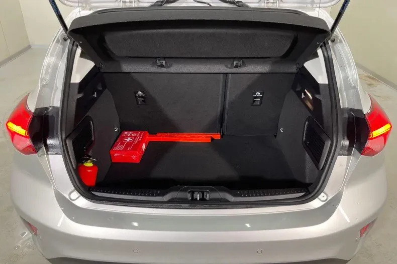 Ford Focus din 2020 cu 54.711 km - oferta FOR164708 - foto 12