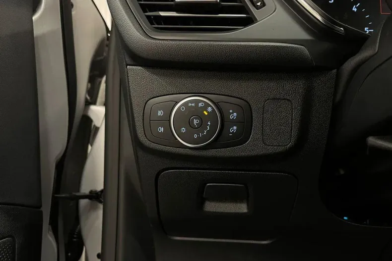 Ford Focus din 2020 cu 54.711 km - oferta FOR164708 - foto 22