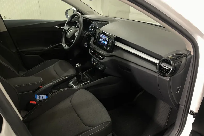 Skoda Fabia din 2023 cu 34.365 km - oferta SKO164713 - foto 9