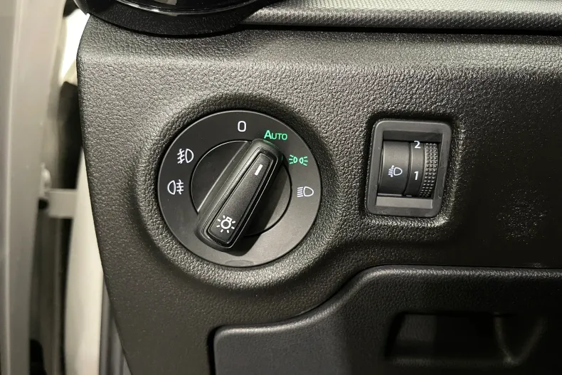 Skoda Fabia din 2023 cu 34.365 km - oferta SKO164713 - foto 19