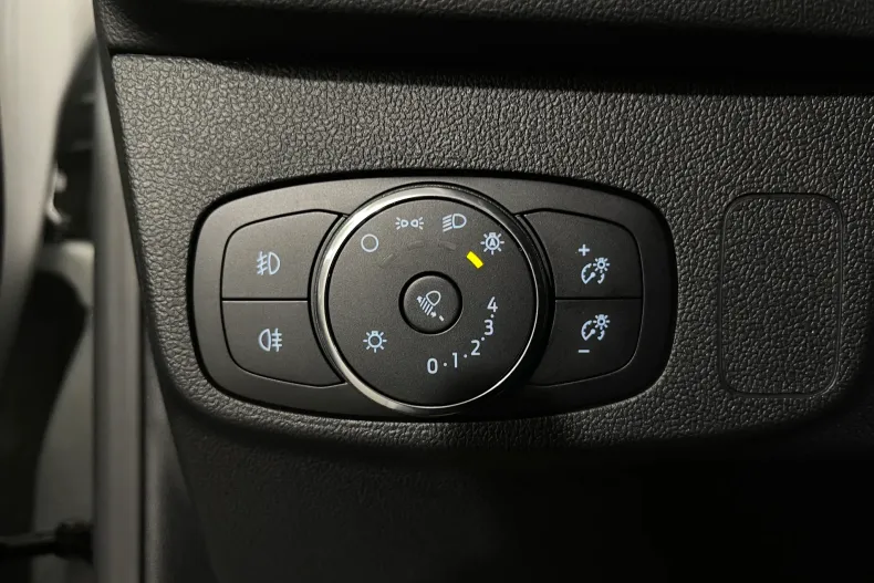 Ford Focus din 2022 cu 50.080 km - oferta FOR164717 - foto 17