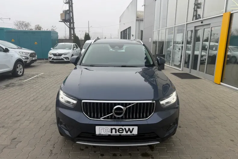 Volvo XC40 din 2020 cu 88.036 km - oferta VOL164733 - foto 2