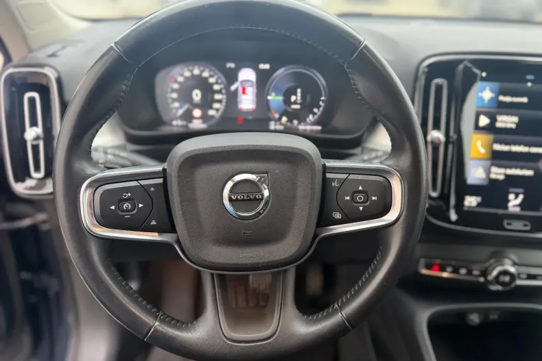 Volvo XC40 din 2020 cu 88.036 km - oferta VOL164733 - foto 11