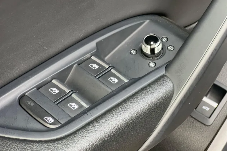 Audi Q5 din 2024 cu 76.000 km - oferta AUD164737 - foto 7