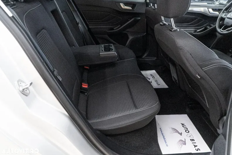 Ford Focus din 2023 cu 35.000 km - oferta FOR164738 - foto 8