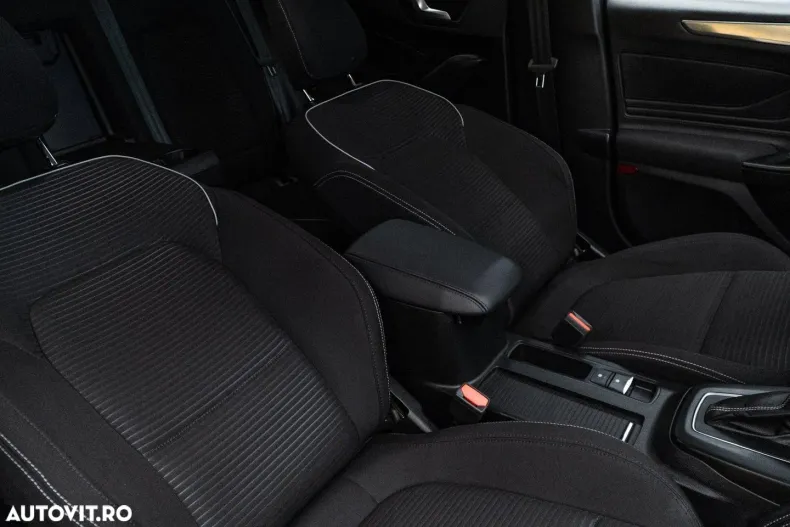 Ford Focus din 2023 cu 35.000 km - oferta FOR164738 - foto 34