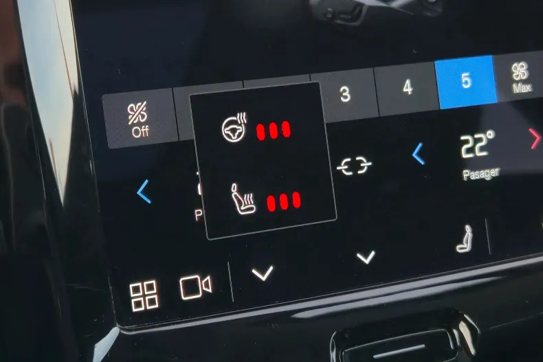 Volvo XC60 din 2022 cu 116.600 km - oferta VOL164740 - foto 10