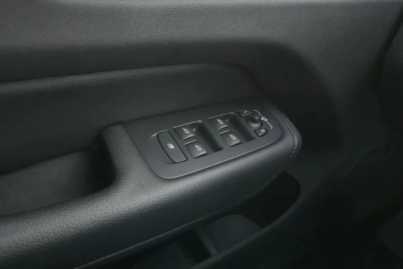 Volvo XC60 din 2022 cu 116.600 km - oferta VOL164740 - foto 15