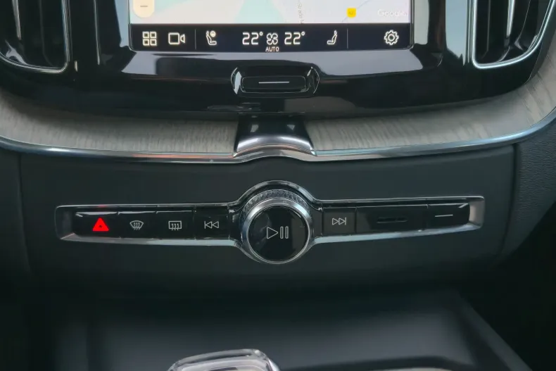 Volvo XC60 din 2022 cu 116.600 km - oferta VOL164740 - foto 24