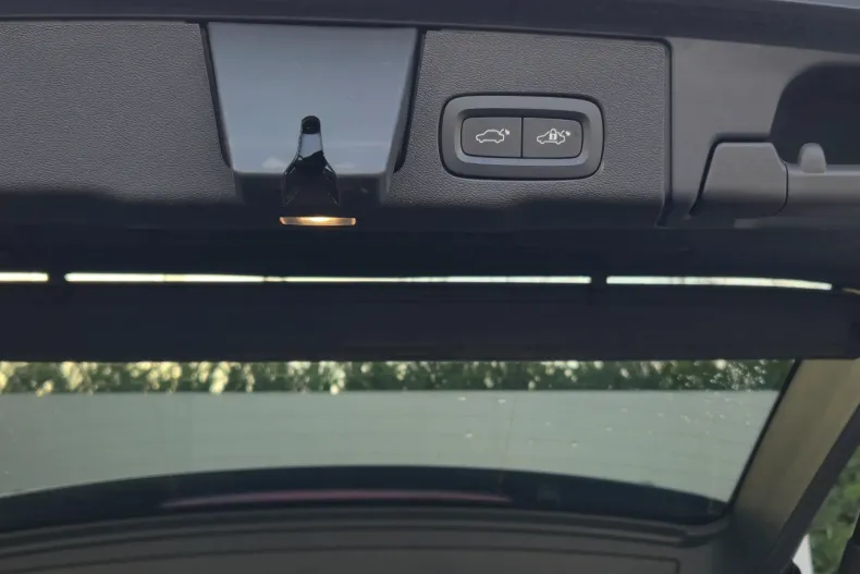 Volvo XC60 din 2022 cu 116.600 km - oferta VOL164740 - foto 29