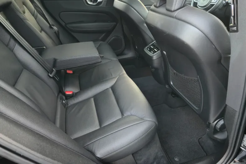 Volvo XC60 din 2022 cu 116.600 km - oferta VOL164740 - foto 30