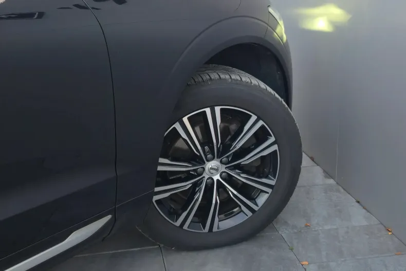 Volvo XC60 din 2022 cu 116.600 km - oferta VOL164740 - foto 35