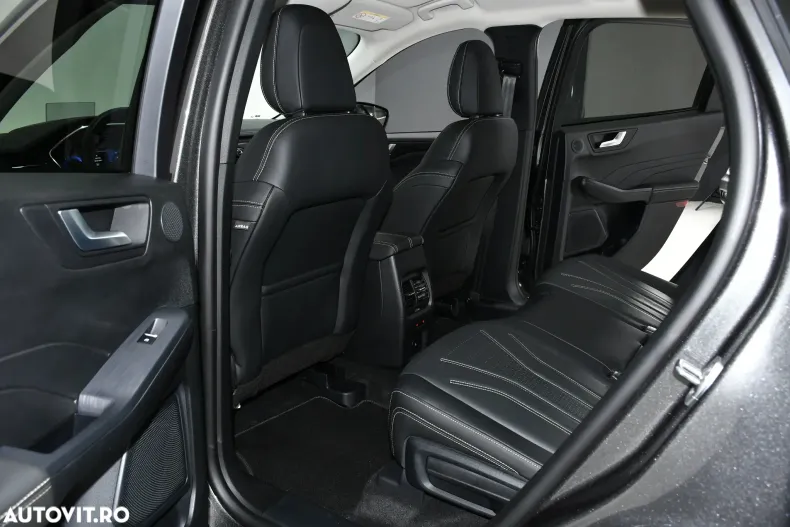 Ford Kuga din 2023 cu 146.000 km - oferta FOR164741 - foto 12
