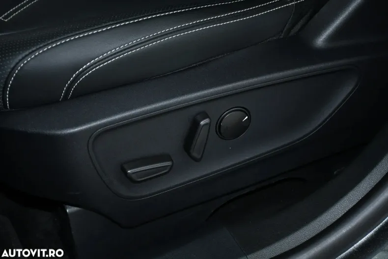 Ford Kuga din 2023 cu 146.000 km - oferta FOR164741 - foto 24