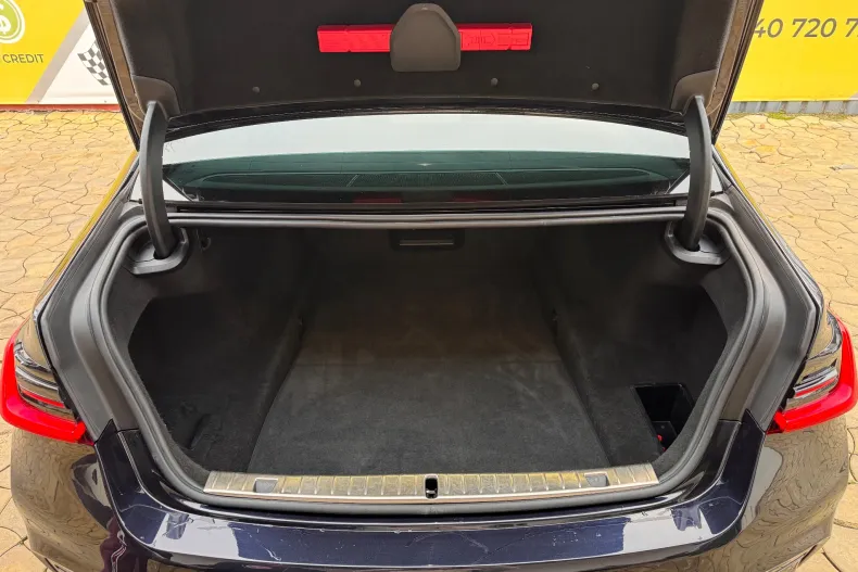 BMW Seria 7 din 2020 cu 161.216 km - oferta BMW164743 - foto 18
