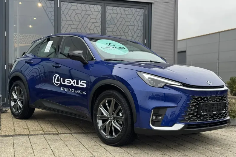 Lexus LBX din 2024 cu 10 km - oferta LEX164745 - foto 5