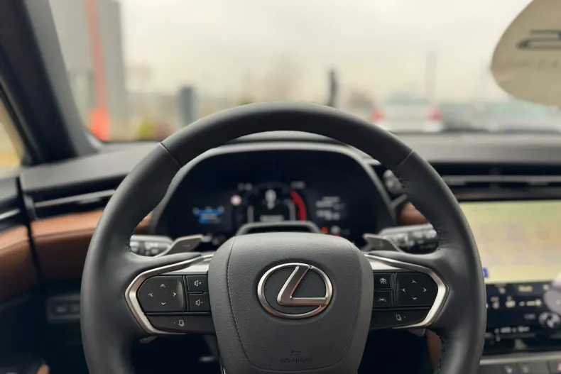 Lexus LBX din 2024 cu 10 km - oferta LEX164745 - foto 19