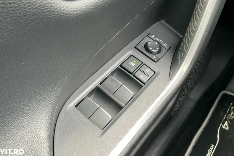 Toyota RAV4 din 2021 cu 136.663 km - oferta TOY164757 - foto 24