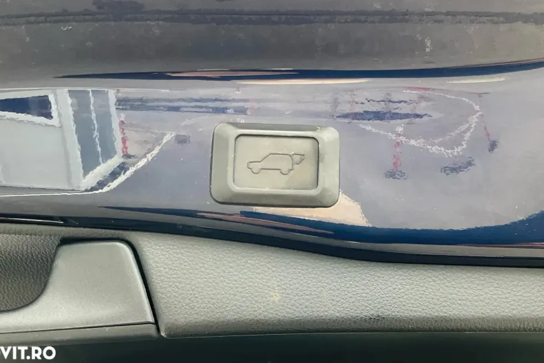 Toyota RAV4 din 2021 cu 136.663 km - oferta TOY164757 - foto 33