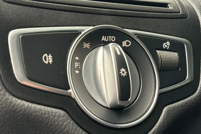 Mercedes-Benz GLC din 2021 cu 165.947 km - oferta MER164760 - foto 13