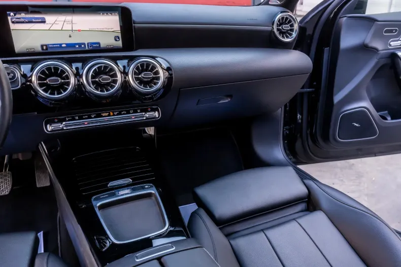 Mercedes-Benz A din 2023 cu 105.000 km - oferta MER164764 - foto 19