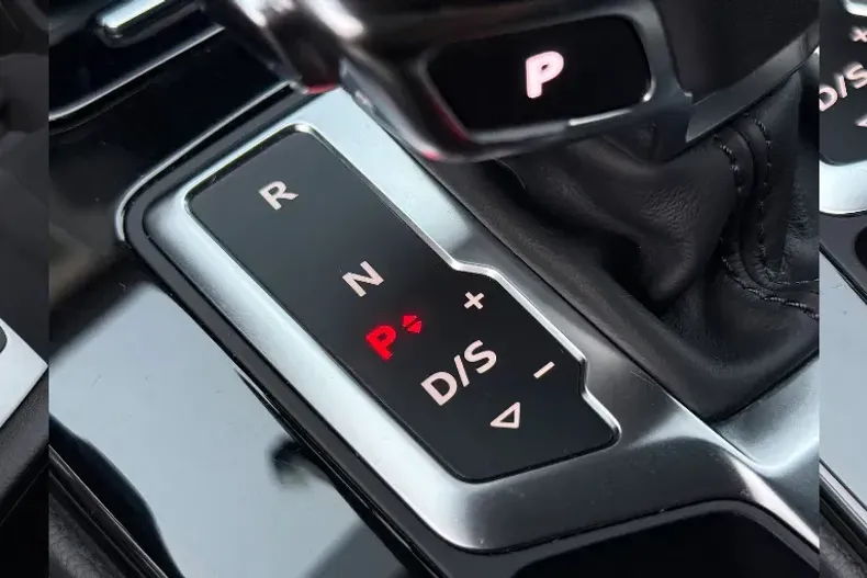 Audi A4 din 2020 cu 176.100 km - oferta AUD164766 - foto 28