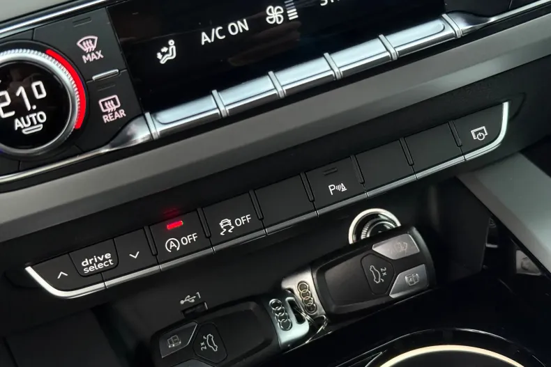 Audi A4 din 2020 cu 176.100 km - oferta AUD164766 - foto 29