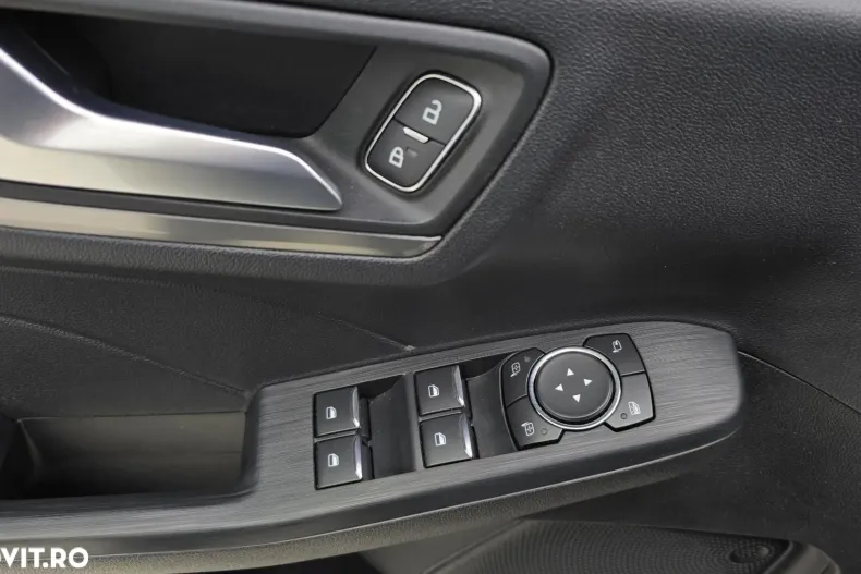 Ford Kuga din 2022 cu 80.183 km - oferta FOR164769 - foto 11