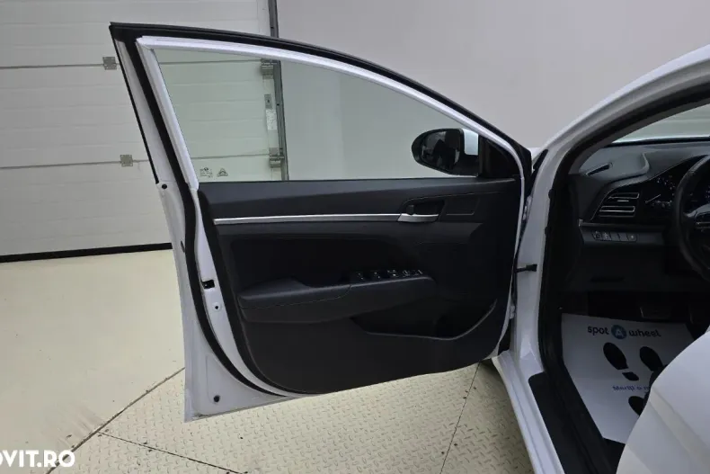 Hyundai Elantra din 2020 cu 84.969 km - oferta HYU164770 - foto 10