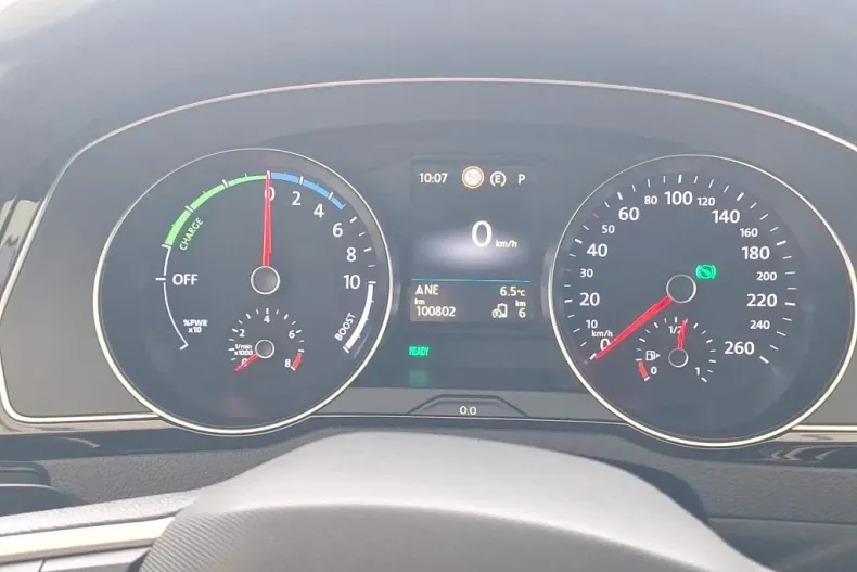 Volkswagen Passat din 2020 cu 100.000 km - oferta VOL164773 - foto 4