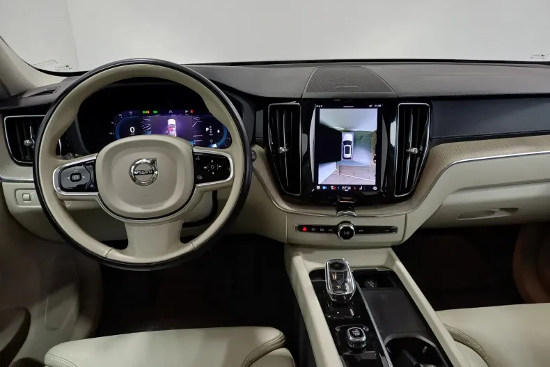 Volvo XC60 din 2022 cu 59.679 km - oferta VOL164777 - foto 7