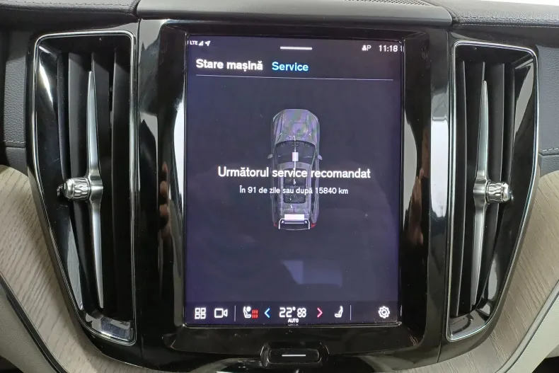 Volvo XC60 din 2022 cu 59.679 km - oferta VOL164777 - foto 18