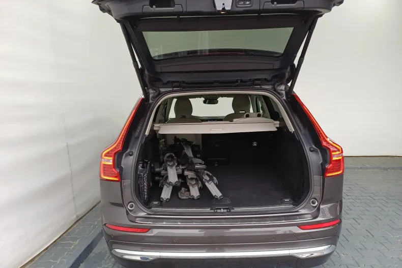 Volvo XC60 din 2022 cu 59.679 km - oferta VOL164777 - foto 32