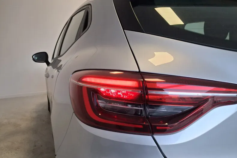 Renault Clio din 2022 cu 37.675 km - oferta REN164779 - foto 18