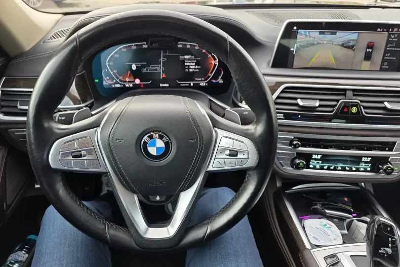 BMW Seria 7 din 2022 cu 80.247 km - oferta BMW164785 - foto 13