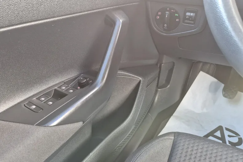 Volkswagen Polo din 2021 cu 102.155 km - oferta VOL164787 - foto 13