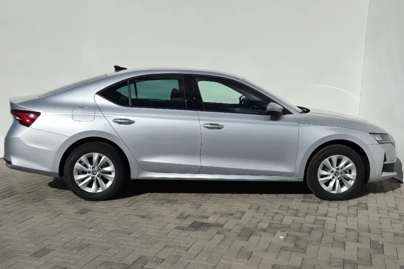 Skoda Octavia din 2025 cu 500 km - oferta SKO164789 - foto 6