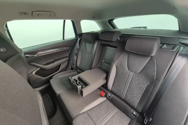 Skoda Octavia din 2021 cu 142.991 km - oferta SKO164794 - foto 12