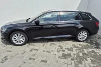 Skoda Superb din 2022 cu 156.107 km - oferta SKO164814 - foto 2
