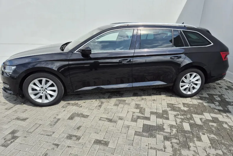 Skoda Superb din 2022 cu 156.107 km - oferta SKO164814 - foto 2