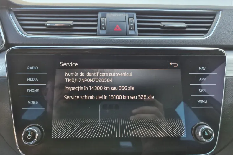 Skoda Superb din 2022 cu 150.231 km - oferta SKO164817 - foto 23