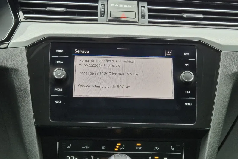 Volkswagen Passat din 2021 cu 173.332 km - oferta VOL164820 - foto 25