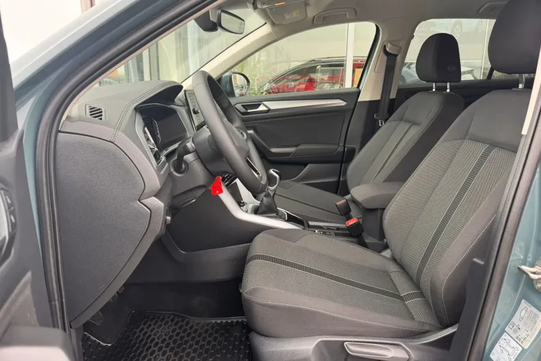 Volkswagen T-Roc din 2022 cu 45.880 km - oferta VOL164825 - foto 14