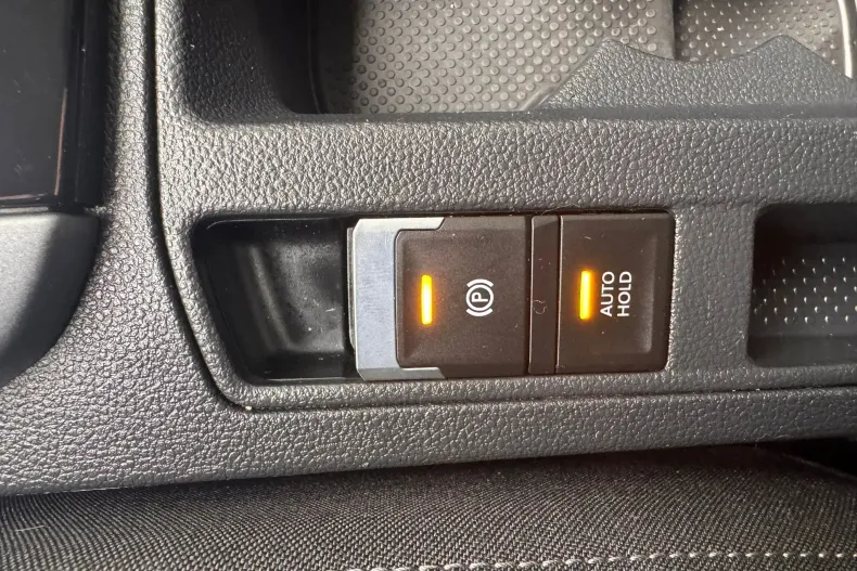 Volkswagen T-Roc din 2022 cu 45.880 km - oferta VOL164825 - foto 24