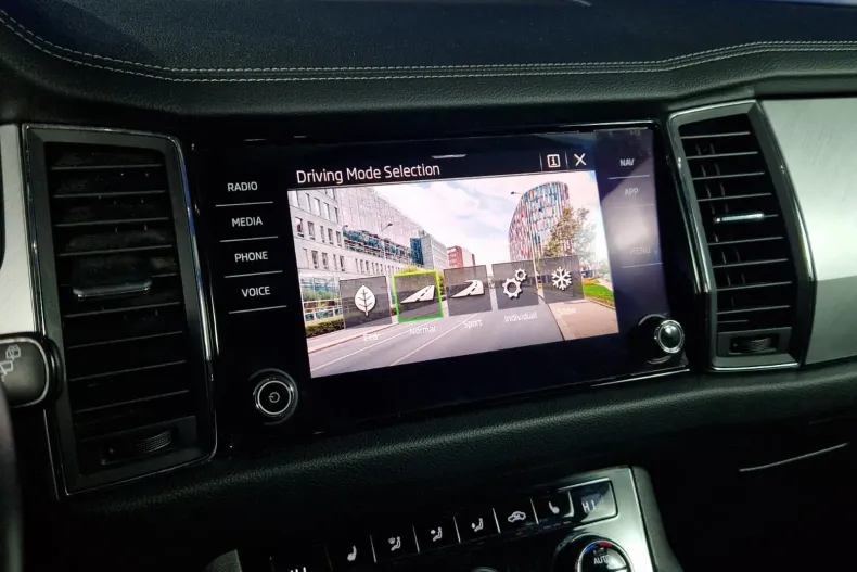 Skoda Kodiaq din 2021 cu 84.580 km - oferta SKO164833 - foto 25