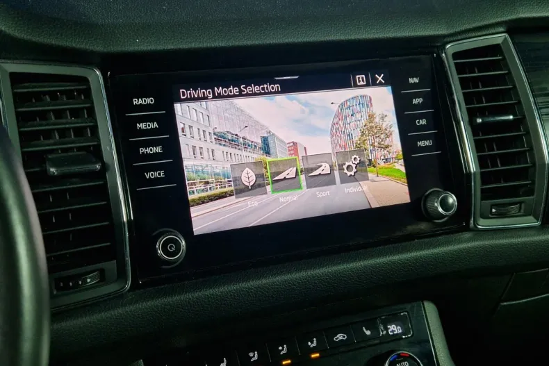 Skoda Kodiaq din 2021 cu 73.248 km - oferta SKO164834 - foto 26