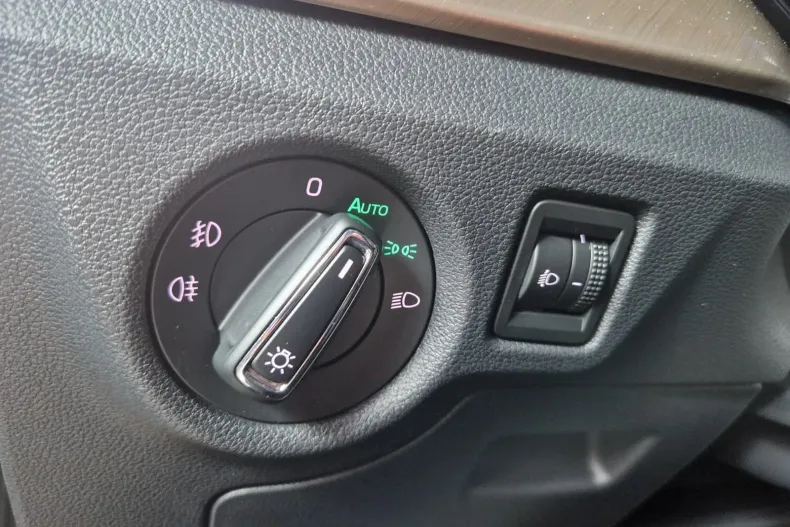 Skoda Scala din 2020 cu 105.009 km - oferta SKO164837 - foto 17