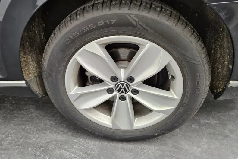 Volkswagen Passat din 2020 cu 79.419 km - oferta VOL164839 - foto 5