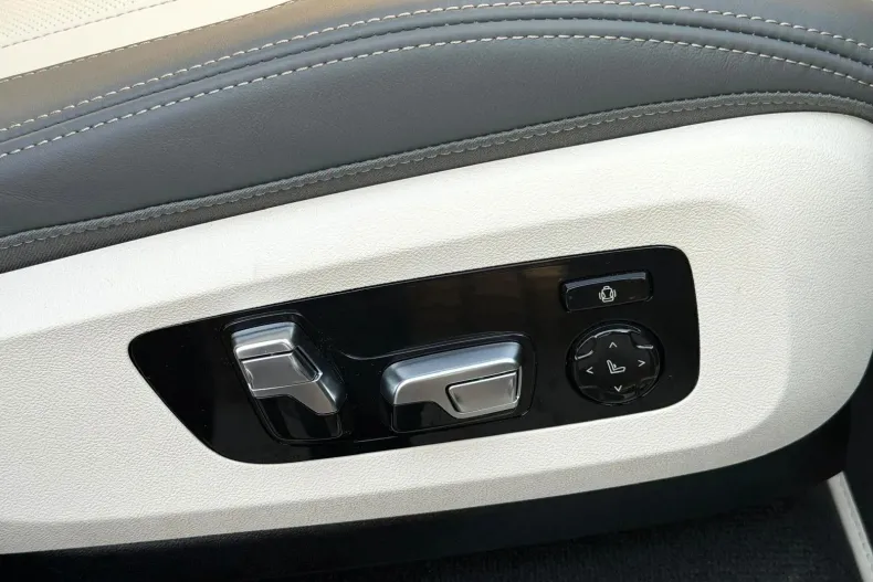 BMW X7 din 2025 cu 11.500 km - oferta BMW164843 - foto 32