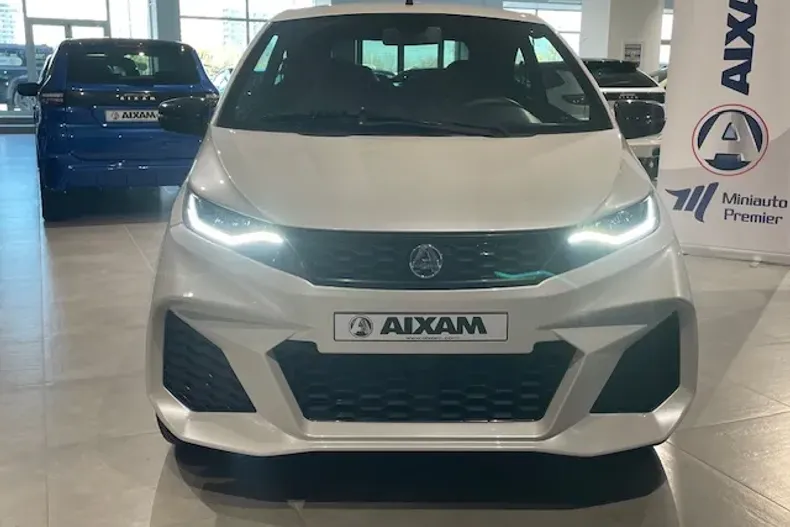 Aixam Coupé din 2020 cu 5.879 km - oferta AIX164844 - foto 2